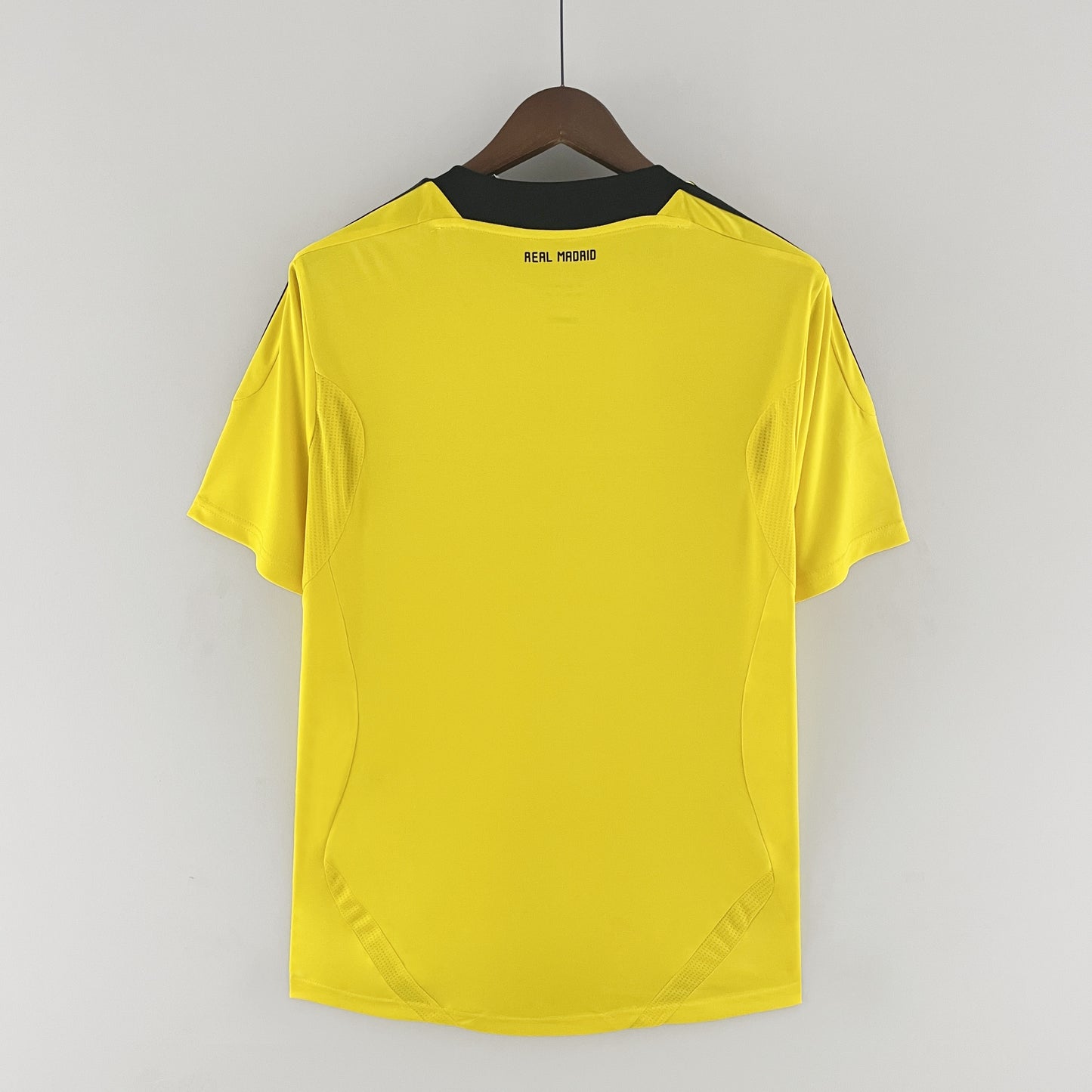 2011/12 Real Madrid Retro Goalkeeper Yellow Shirt