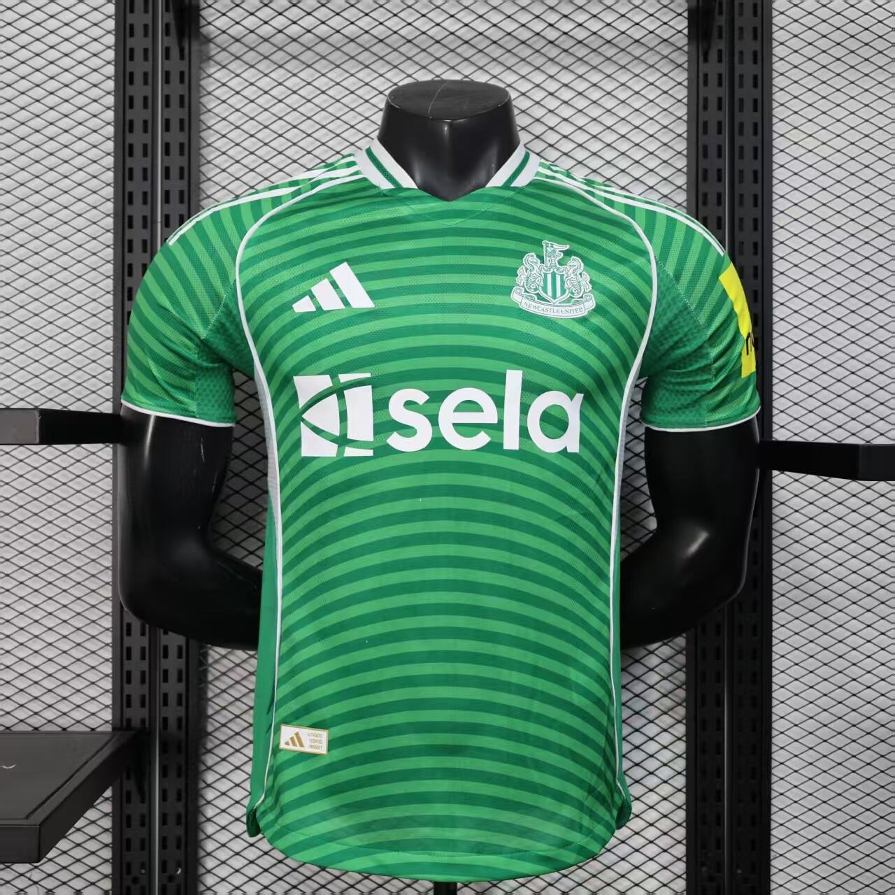 Newcastle United Away Shirt 2025/26