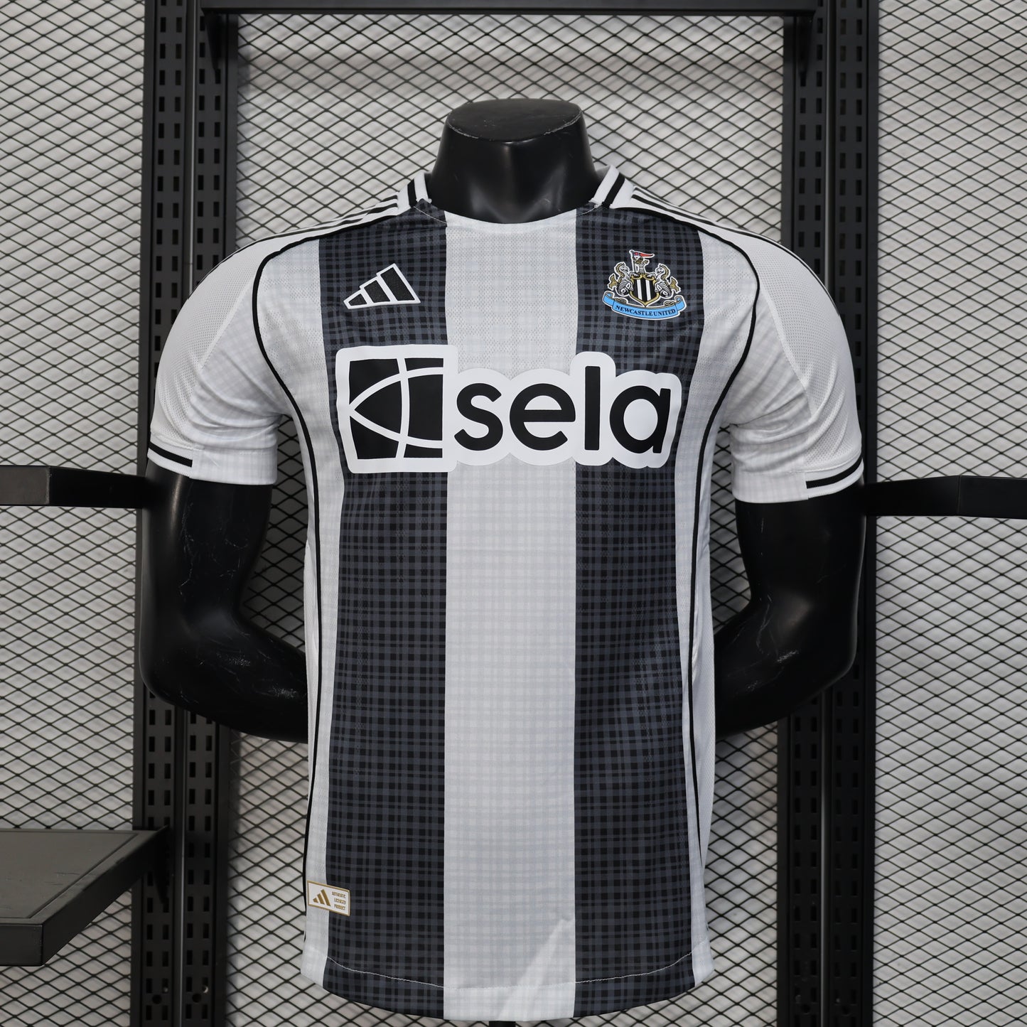 Newcastle United Home Shirt 2025/26