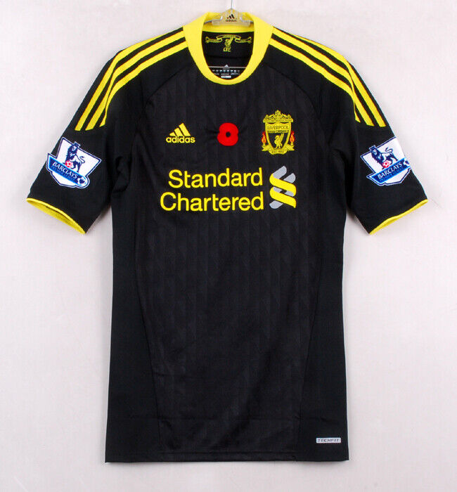 2010/11 Liverpool Away Shirt