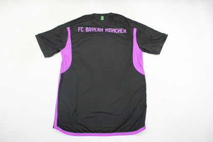 Bayern Munich Away Shirt 2023/24