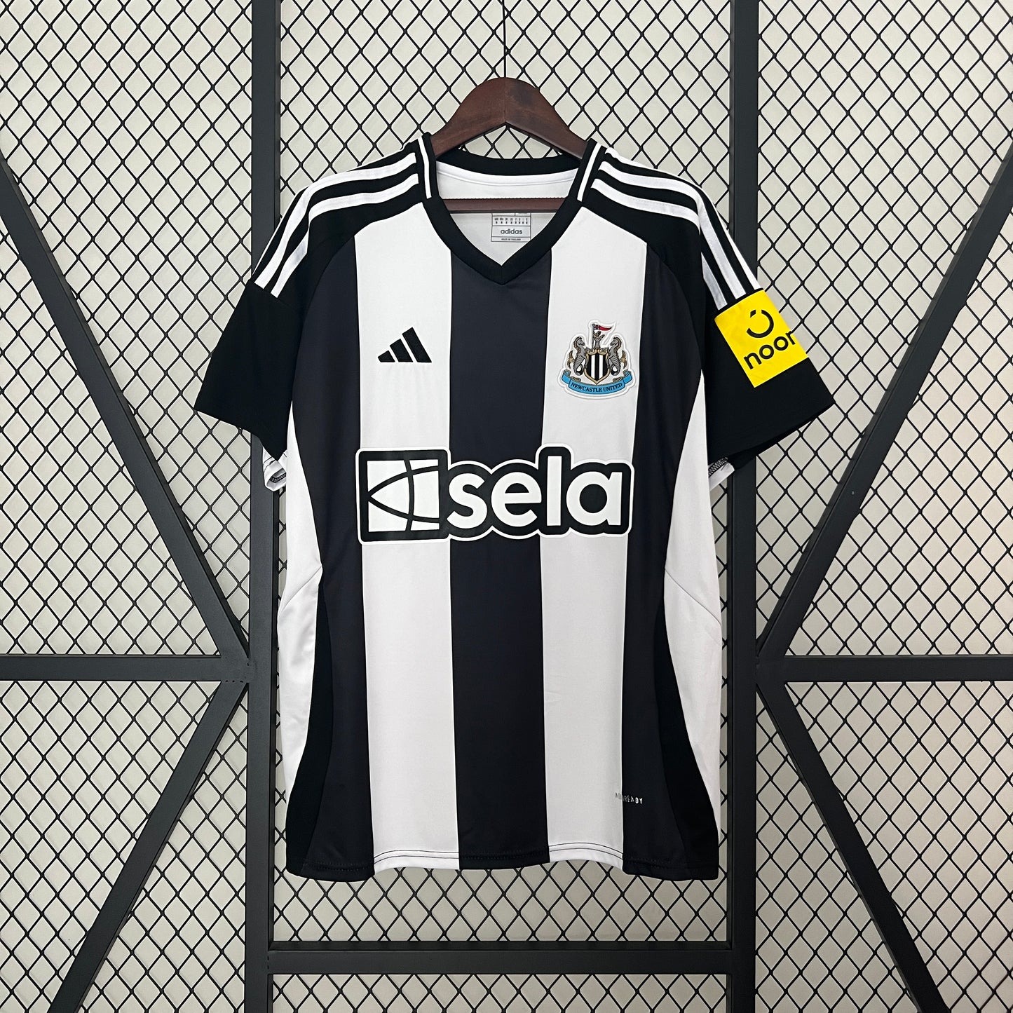 Newcastle United Home Shirt 2024/25